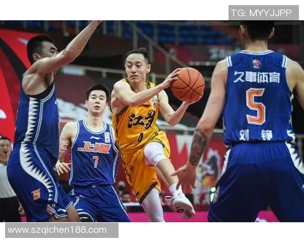 吴冠希的篮球之路：从青涩少年到CBA明星的奋斗历程与成长故事